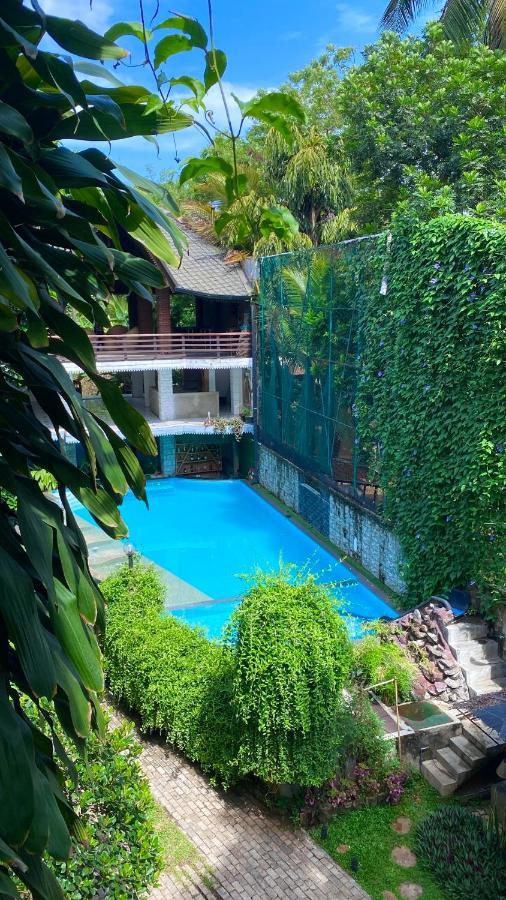 Hotel Tinaya Дамбула Екстериор снимка