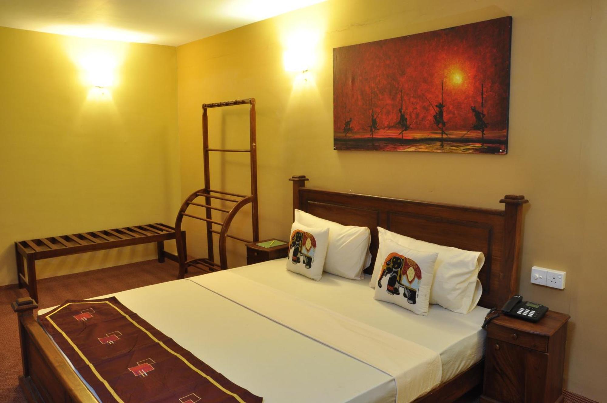Hotel Tinaya Дамбула Стая снимка